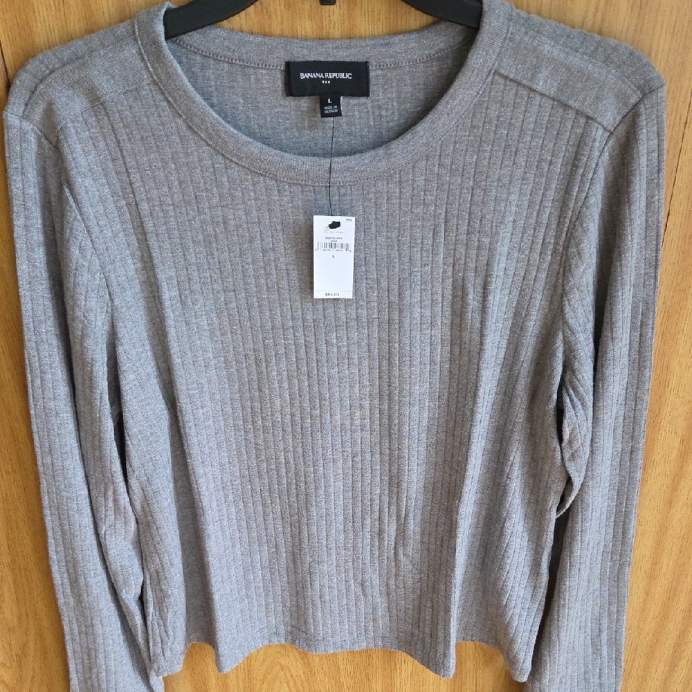 Banana Republic Heather Gray Drop Needle Top